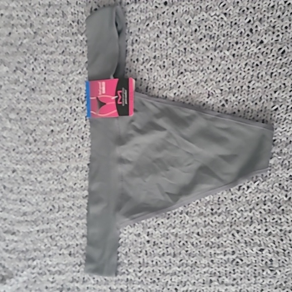 Thong - Picture 2 of 3